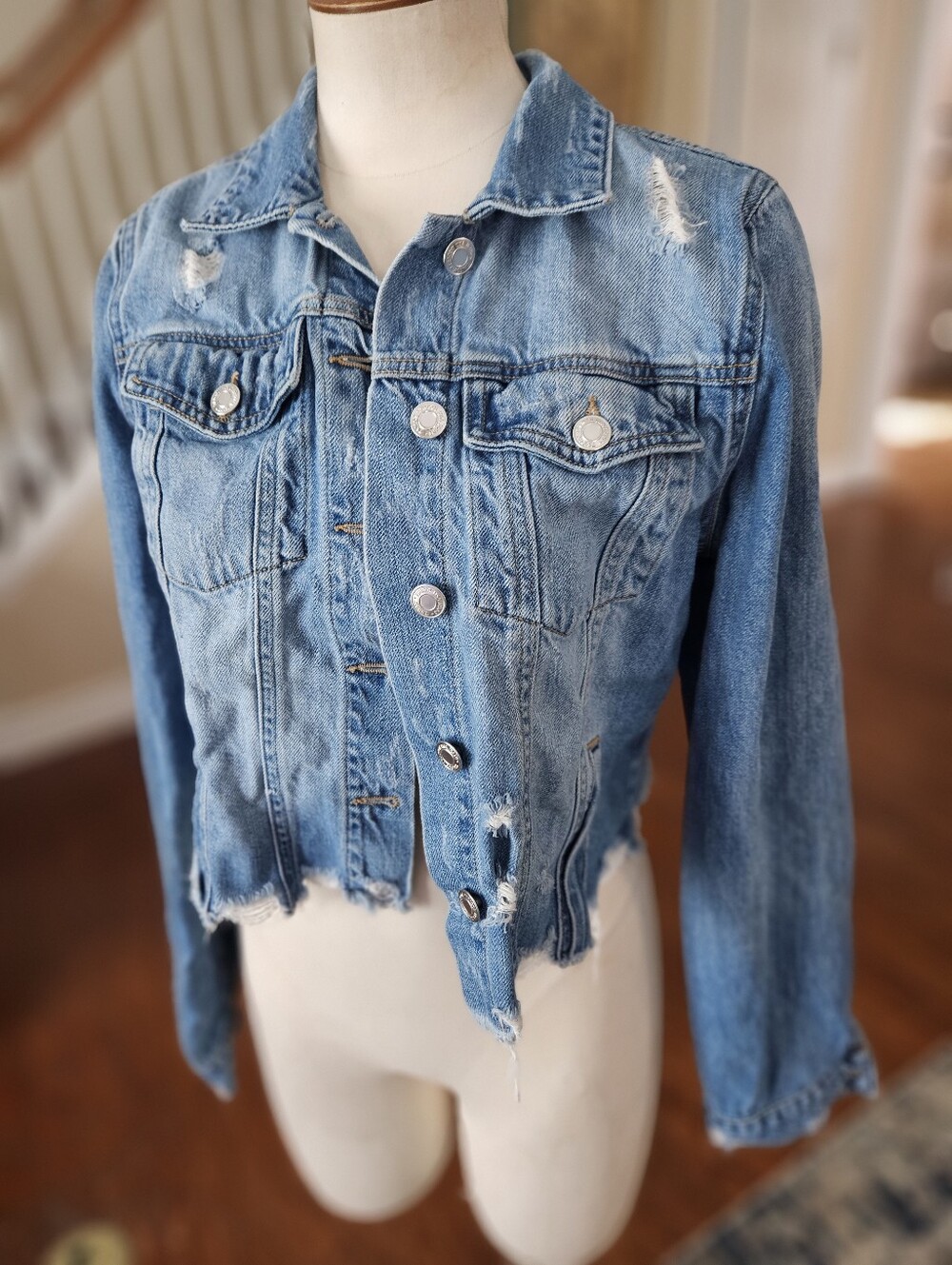 Tricot Cropped Distressed Denim Jean Jacket Medium